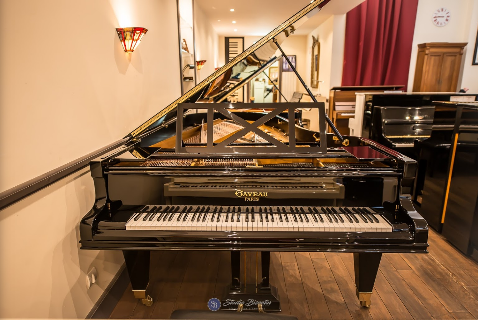 Piano à queue